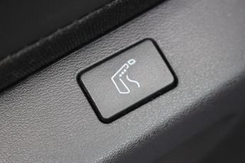 NISSAN QASHQAI 1.3 DIG-T MHEV Tekna+ SUV 5dr Petrol Hybrid Manual Euro 6 (s/s) 