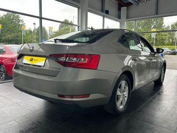 SKODA SUPERB 1.6 TDI S Hatchback 5dr Diesel DSG Euro 6 (s/s) (120 ps)