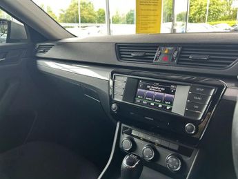 SKODA SUPERB 1.6 TDI S Hatchback 5dr Diesel DSG Euro 6 (s/s) (120 ps)