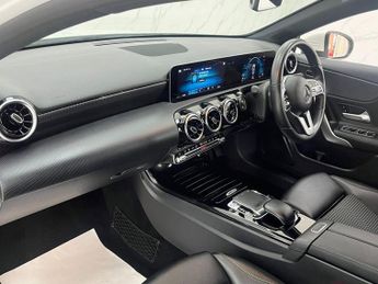 MERCEDES-BENZ A-CLASS 1.5 A180d Sport (Executive) Hatchback 5dr Diesel 7G-DCT Euro 6 (