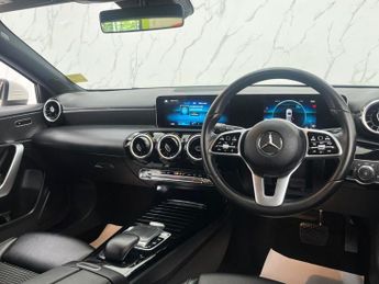MERCEDES-BENZ A-CLASS 1.5 A180d Sport (Executive) Hatchback 5dr Diesel 7G-DCT Euro 6 (