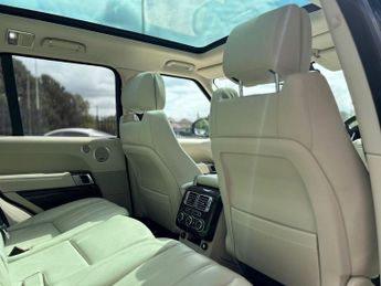 LAND ROVER RANGE ROVER 3.0 TD V6 Vogue SUV 5dr Diesel Auto 4WD Euro 5 (s/s) (258 ps)