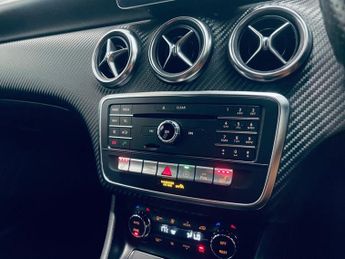 MERCEDES-BENZ A-CLASS 2.1 A200d AMG Line (Premium) Hatchback 5dr Diesel 7G-DCT Euro 6 