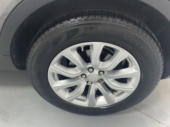 LAND ROVER RANGE ROVER EVOQUE 2.2 eD4 Pure SUV 5dr Diesel Manual FWD Euro 5 (s/s) (150 ps) - A