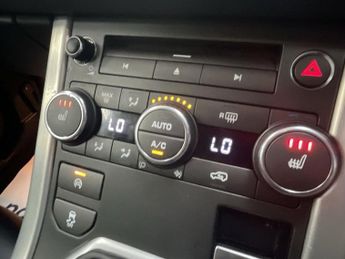 LAND ROVER RANGE ROVER EVOQUE 2.2 eD4 Pure SUV 5dr Diesel Manual FWD Euro 5 (s/s) (150 ps) - A