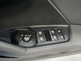 AUDI A3 1.0 TFSI 30 S line Sportback 5dr Petrol Manual Euro 6 (s/s) (110