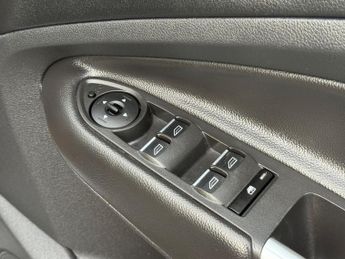 FORD KUGA 2.0 TDCi Titanium SUV 5dr Diesel Powershift AWD Euro 6 (s/s) (18