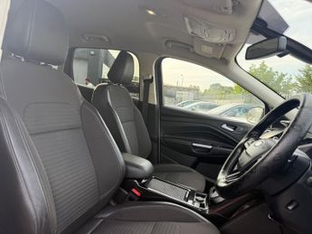FORD KUGA 2.0 TDCi Titanium SUV 5dr Diesel Powershift AWD Euro 6 (s/s) (18