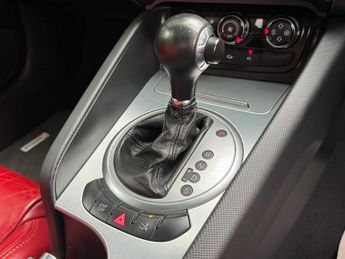 AUDI TT 2.0 TFSI Coupe 3dr Petrol S Tronic Euro 4 (200 ps)