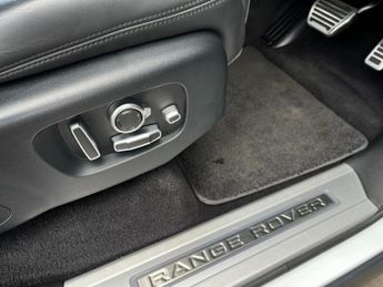LAND ROVER RANGE ROVER SPORT 3.0 SD V6 Autobiography Dynamic SUV 5dr Diesel Auto 4WD Euro 6 (