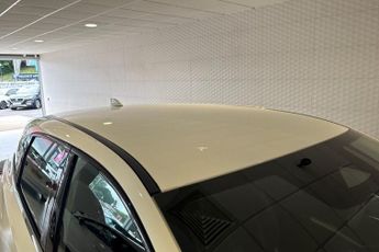 NISSAN QASHQAI 1.3 DIG-T MHEV Acenta Premium SUV 5dr Petrol Hybrid XTRON Euro 6