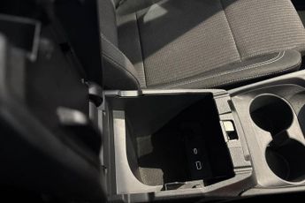 NISSAN QASHQAI 1.3 DIG-T MHEV Acenta Premium SUV 5dr Petrol Hybrid XTRON Euro 6