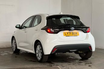 TOYOTA YARIS 1.5 VVT-h Icon Hatchback 5dr Petrol Hybrid E-CVT Euro 6 (s/s) (1