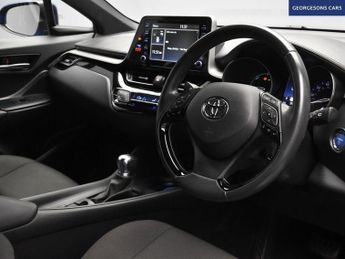 TOYOTA C-HR 1.8 VVT-h GPF Icon SUV 5dr Petrol Hybrid CVT Euro 6 (s/s) (122 p