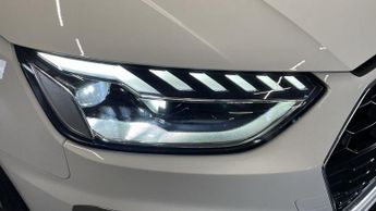 AUDI A4 2.0 TDI 30 S line Saloon 4dr Diesel S Tronic Euro 6 (s/s) (136 p