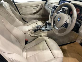 BMW 3 SERIES 2.0 328i Modern Saloon 4dr Petrol Auto Euro 5 (s/s) (245 ps)