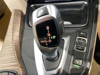 BMW 3 SERIES 2.0 328i Modern Saloon 4dr Petrol Auto Euro 5 (s/s) (245 ps)
