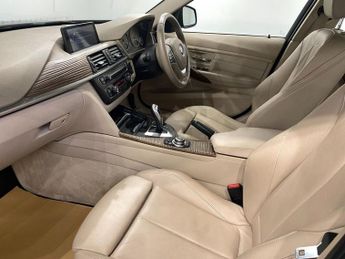BMW 3 SERIES 2.0 328i Modern Saloon 4dr Petrol Auto Euro 5 (s/s) (245 ps)