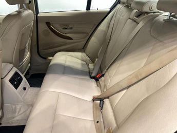 BMW 3 SERIES 2.0 328i Modern Saloon 4dr Petrol Auto Euro 5 (s/s) (245 ps)