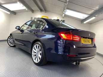 BMW 3 SERIES 2.0 328i Modern Saloon 4dr Petrol Auto Euro 5 (s/s) (245 ps)