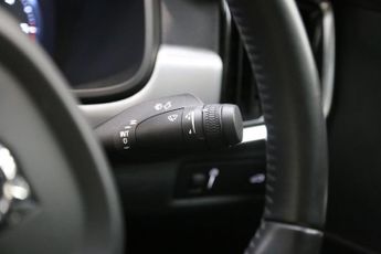 VOLVO S90 2.0 D4 Momentum Saloon 4dr Diesel Auto Euro 6 (s/s) (190 ps)