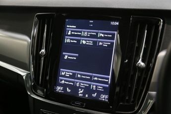VOLVO S90 2.0 D4 Momentum Saloon 4dr Diesel Auto Euro 6 (s/s) (190 ps)