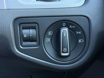 VOLKSWAGEN GOLF 1.6 TDI BlueMotion Tech Match Edition Hatchback 5dr Diesel DSG E