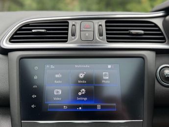 RENAULT KADJAR 1.3 TCe S Edition SUV 5dr Petrol EDC Euro 6 (s/s) (140 ps)