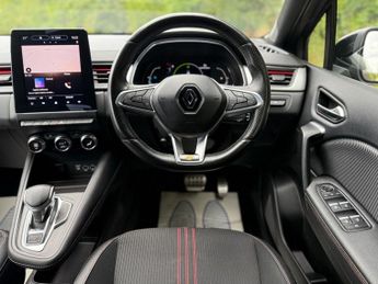 RENAULT CAPTUR 1.6 E-TECH RS Line SUV 5dr Petrol Hybrid Auto Euro 6 (s/s) (145 
