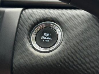 RENAULT CAPTUR 1.6 E-TECH RS Line SUV 5dr Petrol Hybrid Auto Euro 6 (s/s) (145 