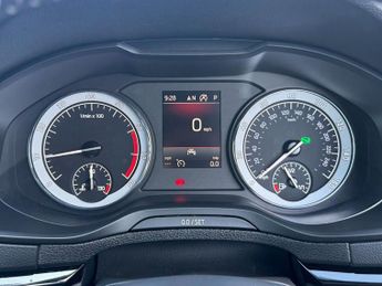 SKODA KAROQ 1.5 TSI ACT SportLine SUV 5dr Petrol DSG Euro 6 (s/s) (150 ps)