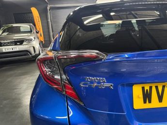 TOYOTA C-HR 1.8 VVT-h Dynamic SUV 5dr Petrol Hybrid CVT Euro 6 (s/s) (122 ps
