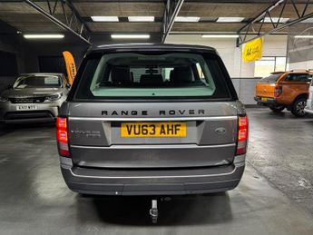 LAND ROVER RANGE ROVER 4.4 SD V8 Vogue SE SUV 5dr Diesel Auto 4WD Euro 5 (339 ps)