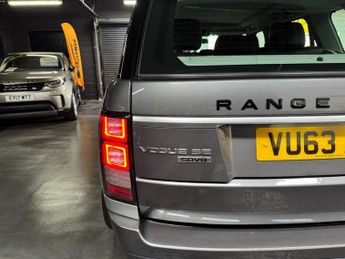 LAND ROVER RANGE ROVER 4.4 SD V8 Vogue SE SUV 5dr Diesel Auto 4WD Euro 5 (339 ps)
