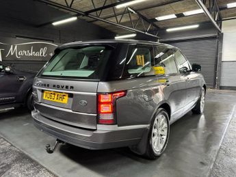 LAND ROVER RANGE ROVER 4.4 SD V8 Vogue SE SUV 5dr Diesel Auto 4WD Euro 5 (339 ps)