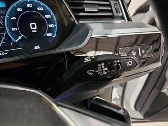 AUDI E-TRON 55 SUV 5dr Electric Auto quattro 95kWh (408 ps)