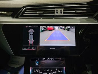 AUDI E-TRON 55 SUV 5dr Electric Auto quattro 95kWh (408 ps)