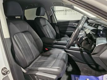 AUDI E-TRON 55 SUV 5dr Electric Auto quattro 95kWh (408 ps)