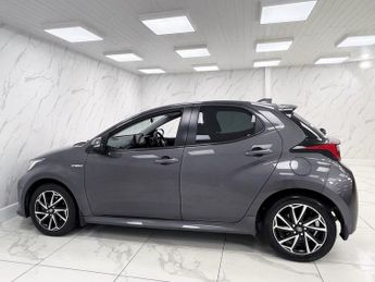 TOYOTA YARIS 1.5 VVT-h Design Hatchback 5dr Petrol Hybrid E-CVT Euro 6 (s/s) 