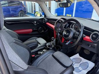 MINI HATCH 2.0 Cooper S Hatchback 3dr Petrol Auto Euro 6 (s/s) (192 ps)