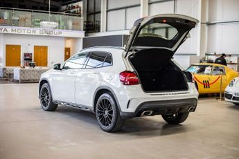 MERCEDES-BENZ GLA 2.1 GLA220d AMG Line (Premium) SUV 5dr Diesel 7G-DCT 4MATIC Euro