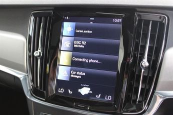 VOLVO V90 2.0 B4 MHEV Momentum Estate 5dr Petrol Hybrid Auto Euro 6 (s/s) 