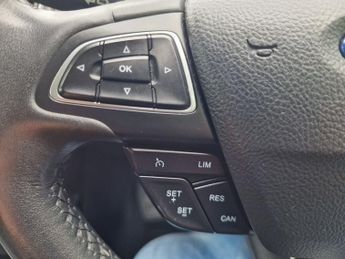 FORD FOCUS 1.6 Titanium Estate 5dr Petrol Powershift Euro 6 (125 ps)