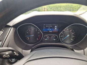 FORD FOCUS 1.6 Titanium Estate 5dr Petrol Powershift Euro 6 (125 ps)