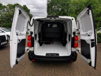 TOYOTA PROACE 75kWh Icon Medium Panel Van 6dr Electric Auto MWB (7kW OBC) (136