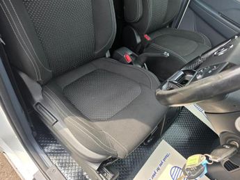 MAXUS EDELIVER 3 35kWh Electric Van in White with 65,300 miles, 1 owner, ULEZ com