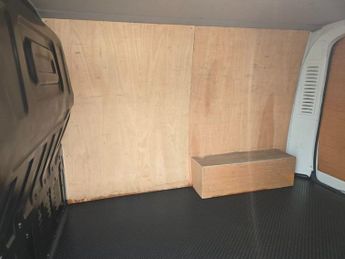 MAXUS EDELIVER 3 35kWh Electric Van in White with 65,300 miles, 1 owner, ULEZ com