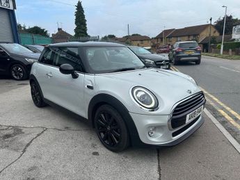MINI HATCH 1.5 Cooper Hatchback 3dr Petrol Steptronic Euro 6 (s/s) (136 ps)