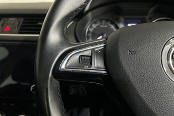 SKODA OCTAVIA 2.0 TDI SE Technology Euro 6 (s/s) 5dr 150 BHP Touchscreen, Andr