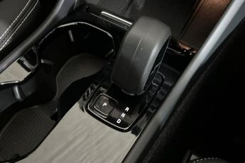 VOLVO C40 Twin Recharge 78kWh Ultimate SUV 5dr Electric Auto AWD (408 ps) 